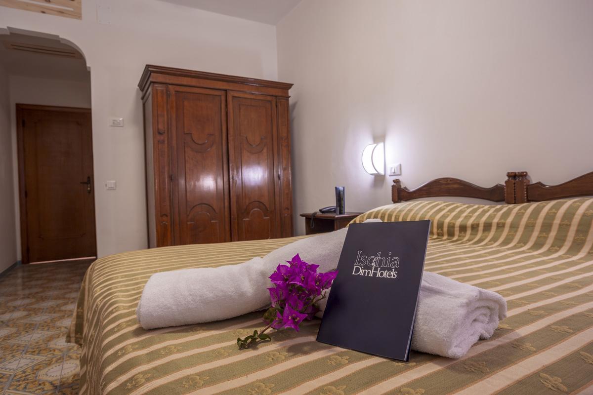 Hotel Terme Tirrenia Ischia Exterior photo